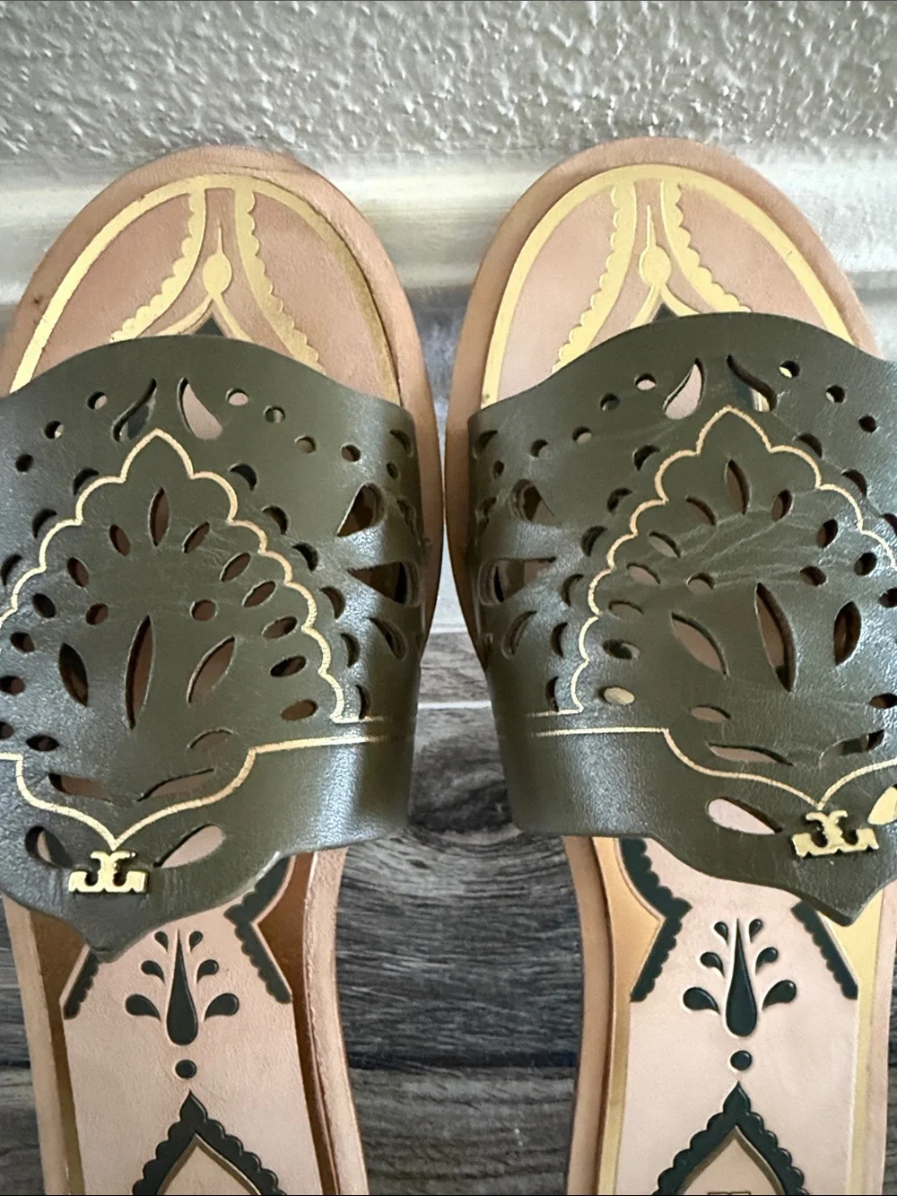 Tory Burch ornate laser